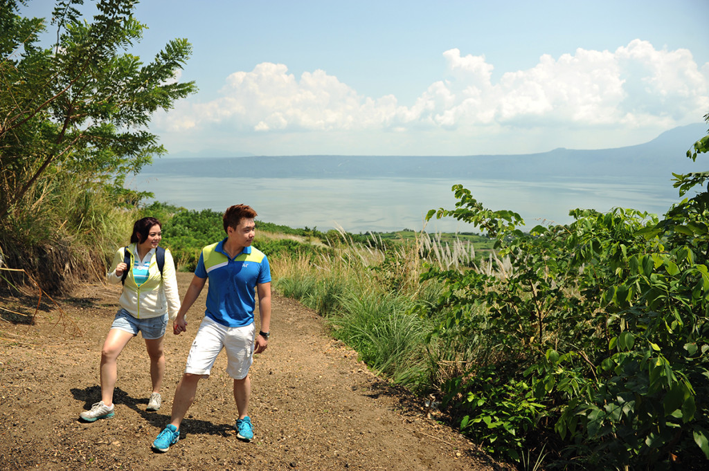 J-L Taal Volcano Prenup 001