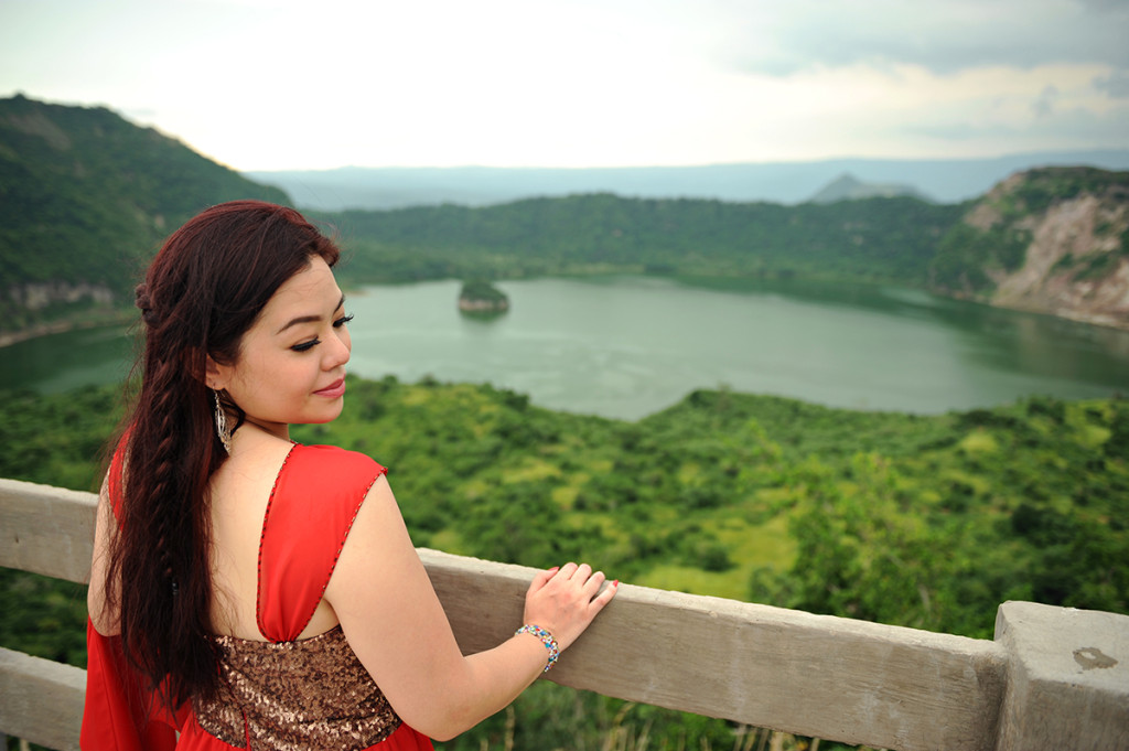 J-L Taal Volcano Prenup 027