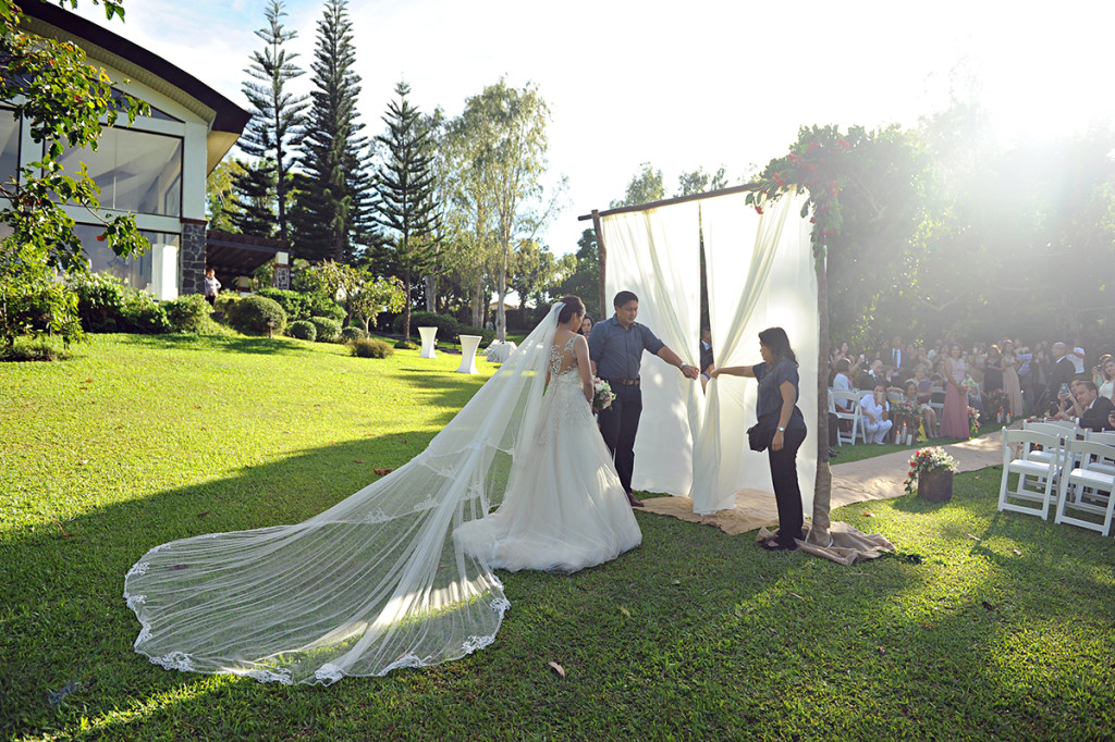 Wedding Bride Walk